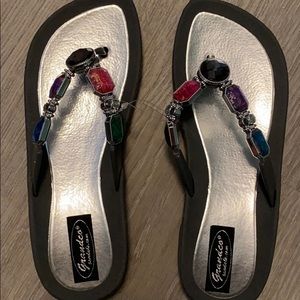 BRAND NEW Women’s jeweled flip-flops